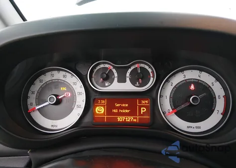 2015 Fiat 500L Lounge z USA, uszkodzony, nr VIN ZFBCFACH0FZ034644